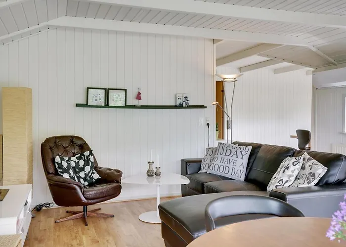 Casa vacanze Algot - 100m To The Fjord By Interhome